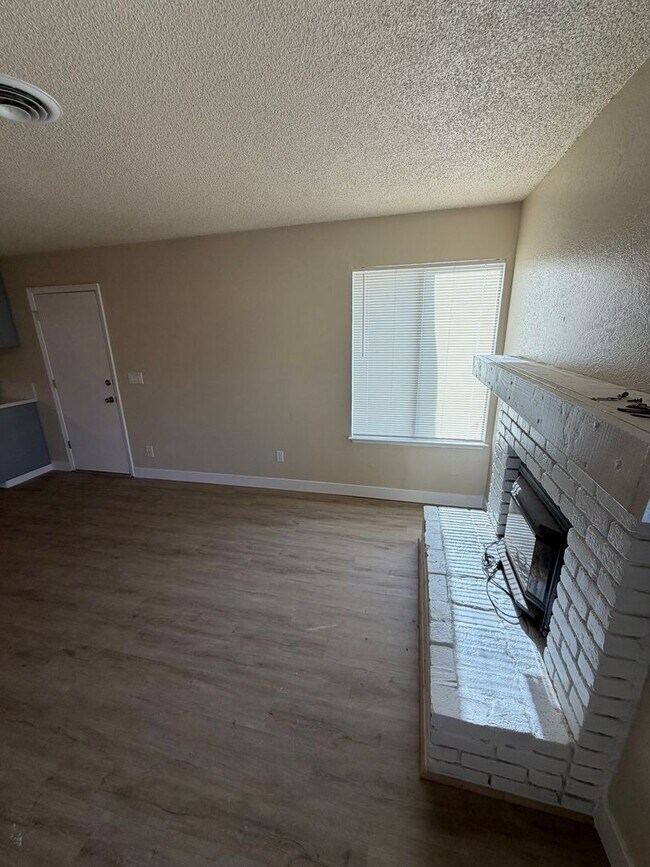 Building Photo - *NA114-Gill,Ravinderjit