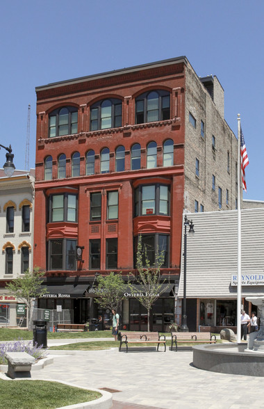 Building Photo - Lofts at the Kendall