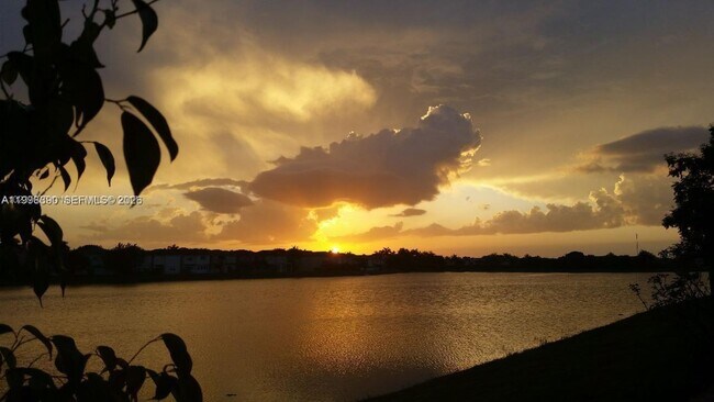 Building Photo - 6814 NW 107th Pl