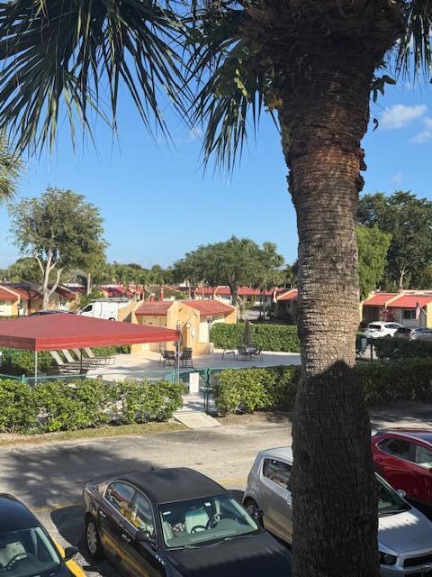 Building Photo - 321 Lake Evelyn Dr