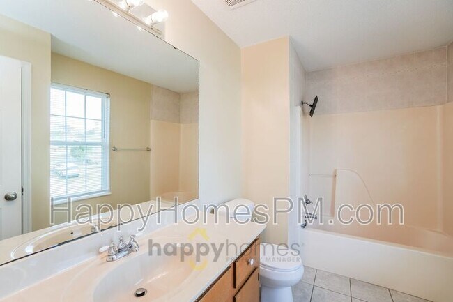 Building Photo - 118 Red Cypress Dr