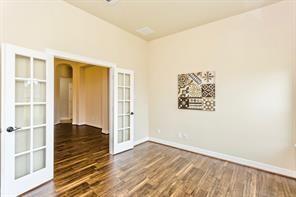Building Photo - 6122 Garden Lakes Ln