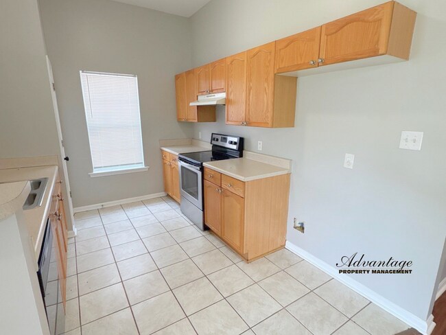 Building Photo - 6888 Wrigley Dr