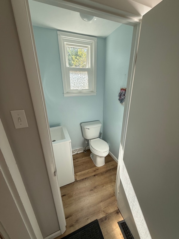 Building Photo - 1804 Storrs Ave