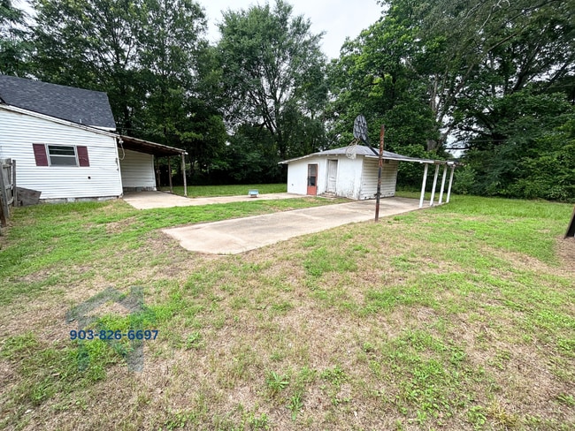Building Photo - 3112 Locust St