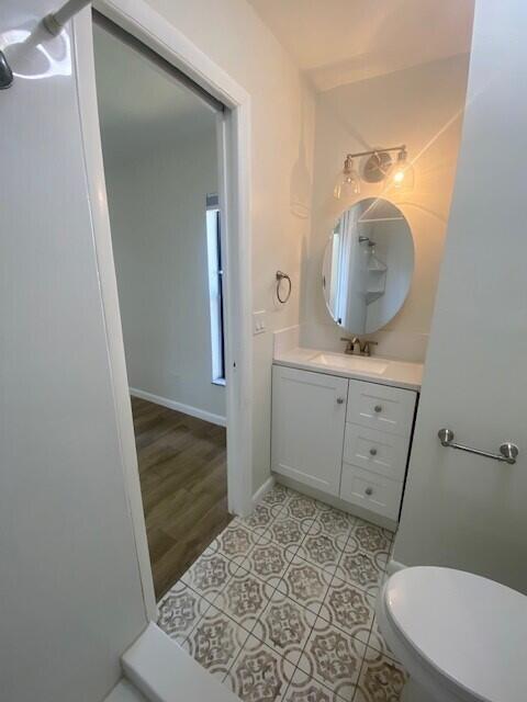 Building Photo - 1100 Cameo Cir