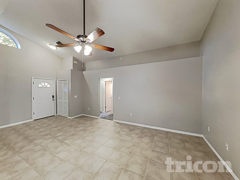 Building Photo - 134 N Aberdeen Cir