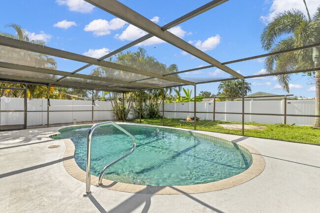 Building Photo - Home For Rent in Fortuna Park WITH A POOL!