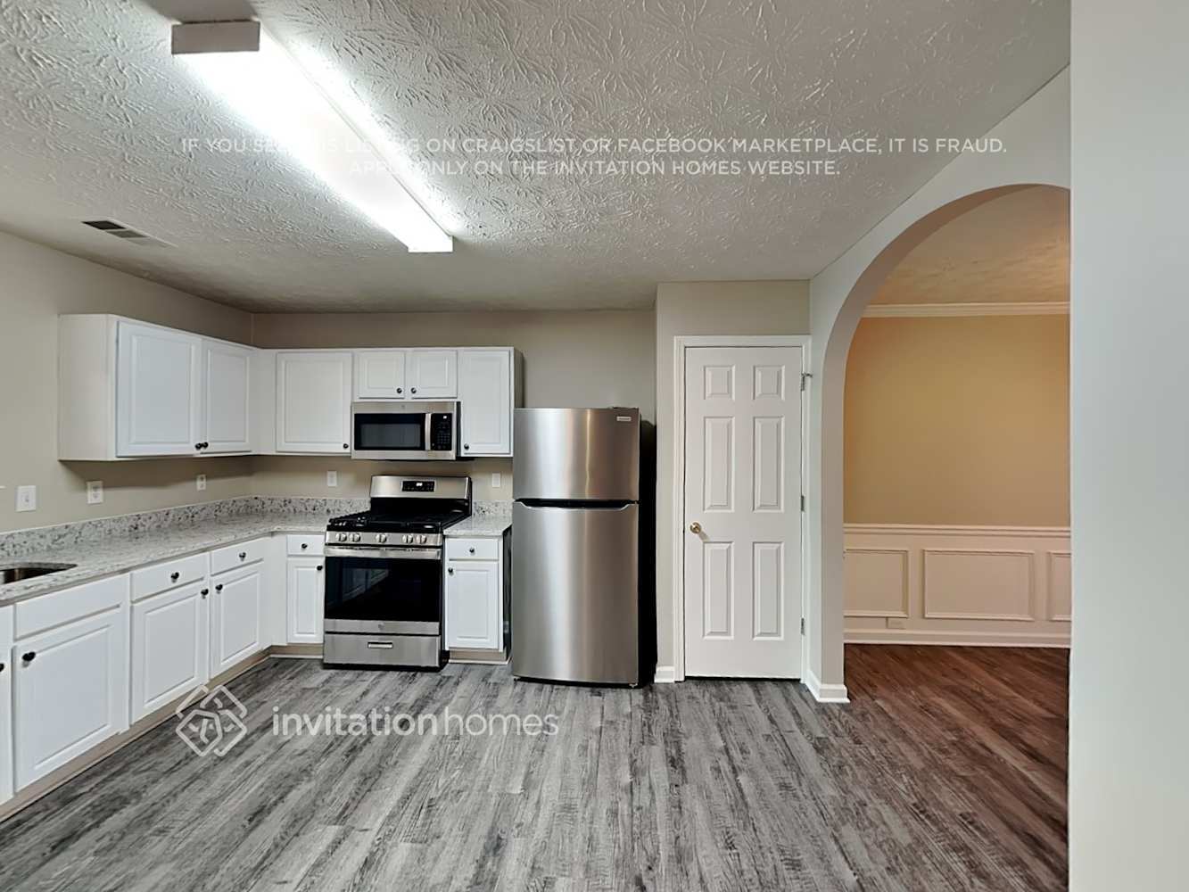 Building Photo - 1480 Redberry Cir