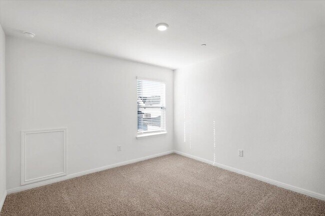 Building Photo - 2510 Ophelia Levi Ln