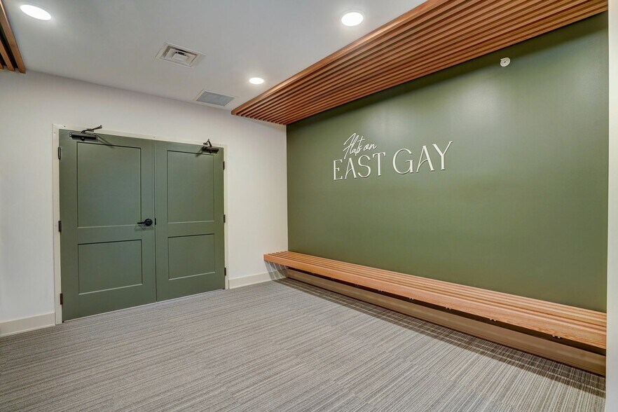 Flats On East Gay | Lobby - Flats on East Gay