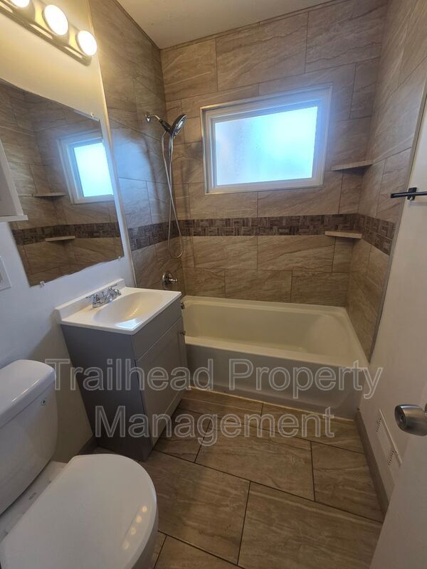 Building Photo - 11127 Blue Ridge Blvd