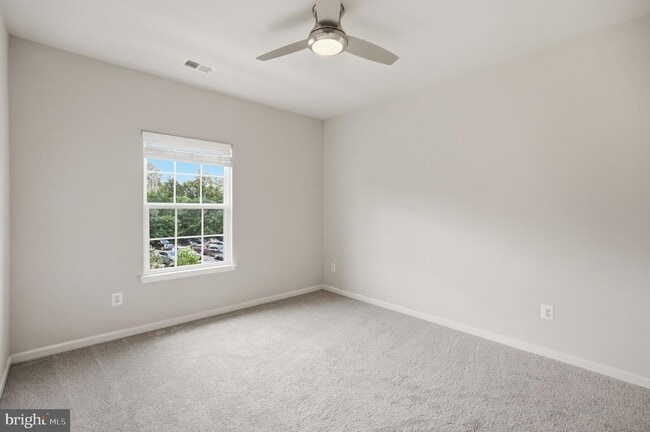 Building Photo - 3634 Briarwood Dr