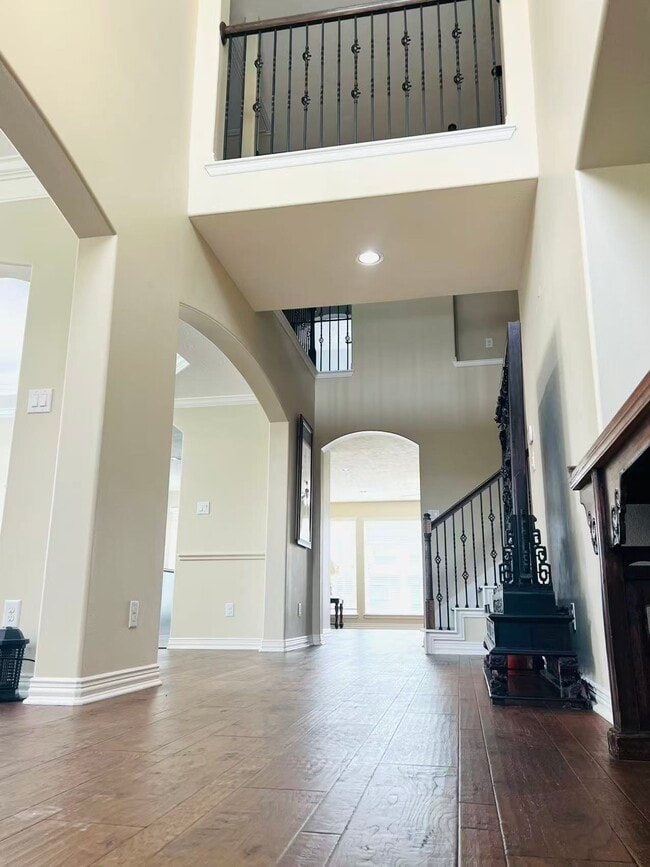 Building Photo - 14303 Tasmania Ct