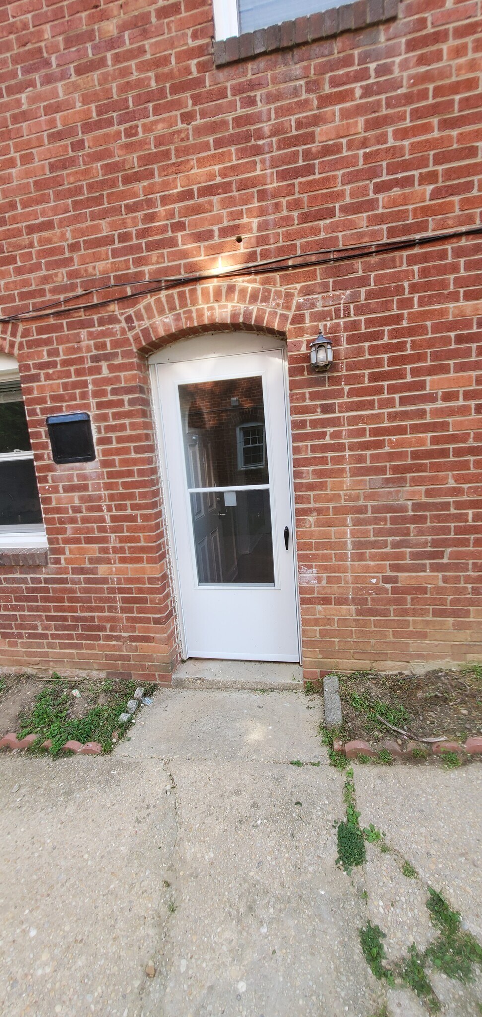Building Photo - 814 Greenwood circle