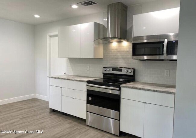 Building Photo - 451 Port Malabar Blvd NE