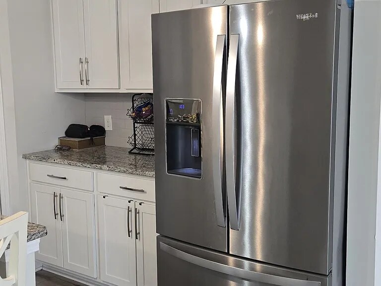 Building Photo - 3044 Duvall Dr