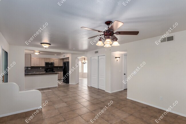 Building Photo - 5257 W Bobwhite Way