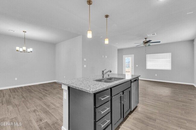 Building Photo - 11364 Santa Barbara