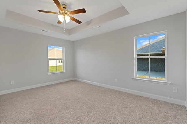 Building Photo - 105 Sorrelweed Dr