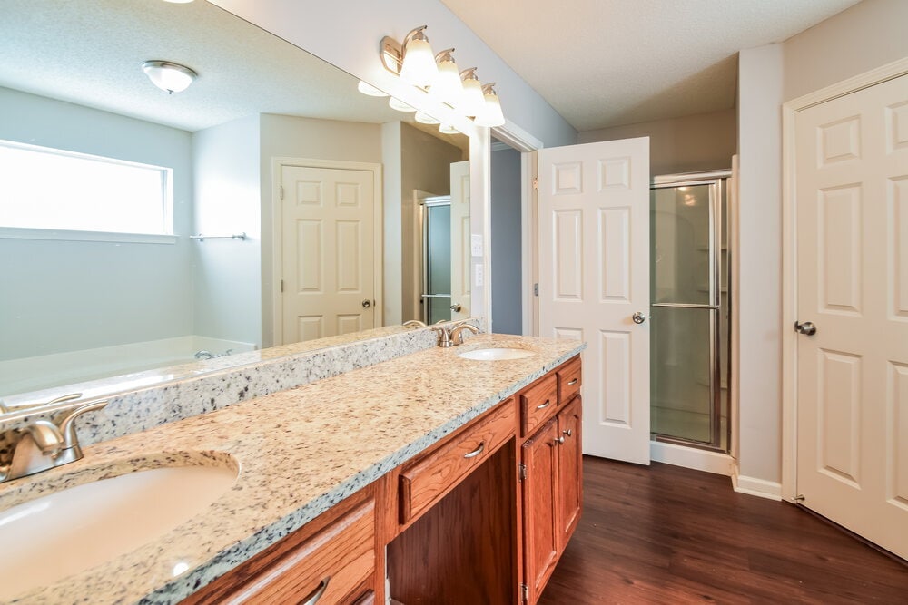 Building Photo - 5678 Kuykendall Dr