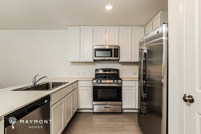 Building Photo - Inviting New 4-Bedroom in the Landon Ridge Community