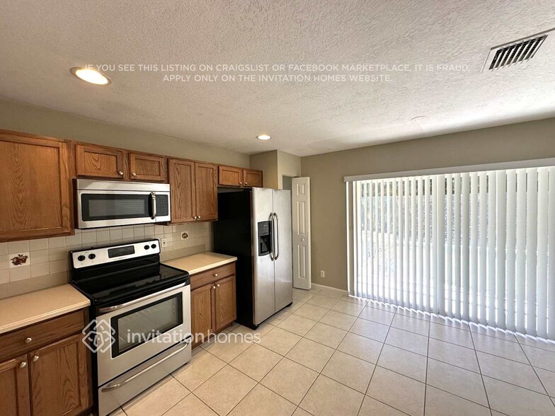 Building Photo - 6100 Sugar Loaf Ln