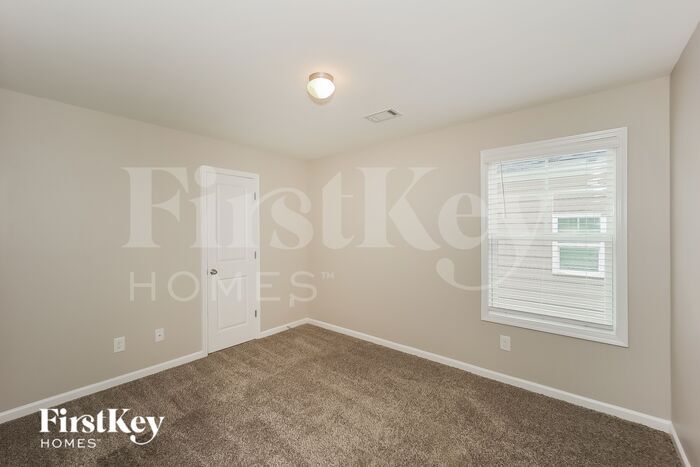 Building Photo - 203 Preserve Dr