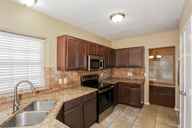 Building Photo - 2716 Hemingway Dr