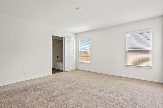 Building Photo - 201 Cres Park Dr