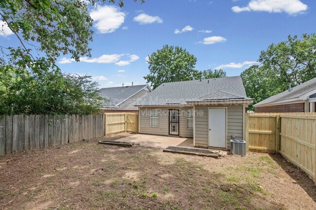 Building Photo - 7187 Gazebo Dr