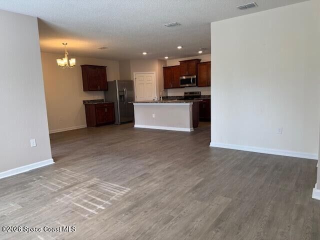 Building Photo - 323 Moray Dr