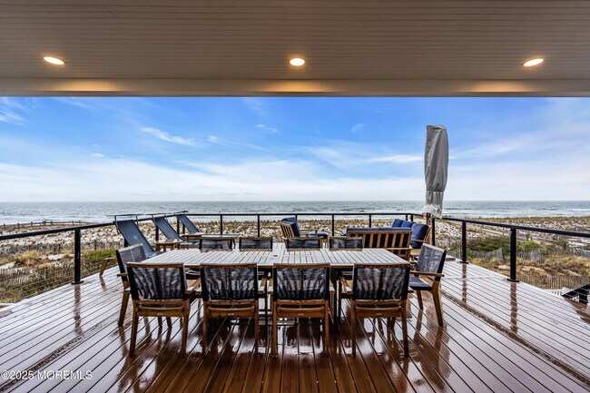 Building Photo - 3580 Ocean Terrace