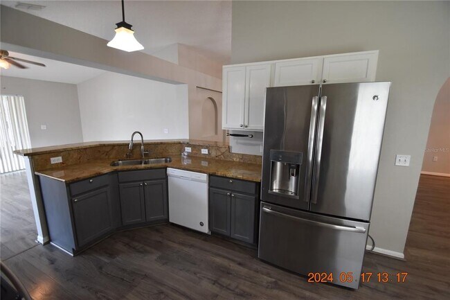 Building Photo - 12923 Parkington Dr