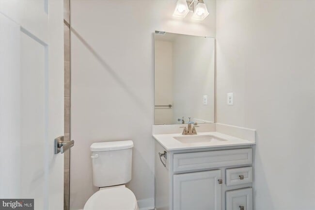 Building Photo - 4328 Ellipse Ter