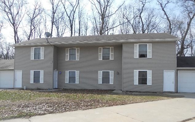 Quadplex - Downstairs Apartment - 819 Antler Dr