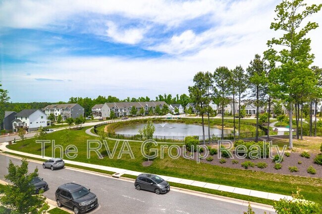 Building Photo - 6448 Cassia Loop
