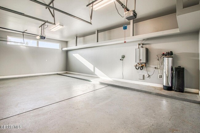 Building Photo - 6716 Rio Haciendas