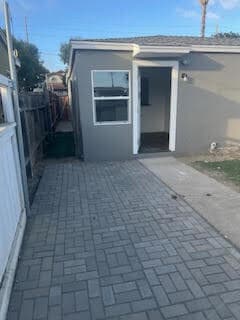 Primary Photo - 2040 Balboa Ave
