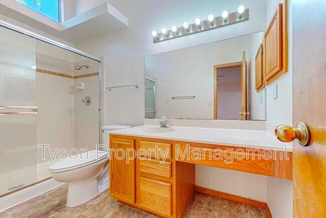 Building Photo - 4701 Plume Rd NW