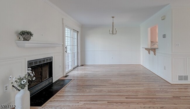 Building Photo - 326 Araneo Dr