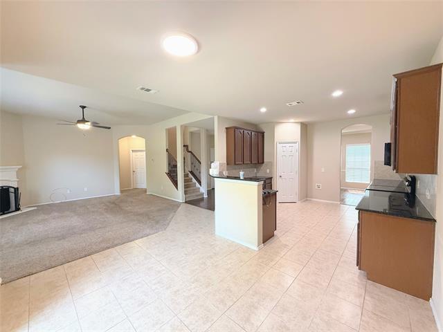 Building Photo - 1061 English Ivy Dr