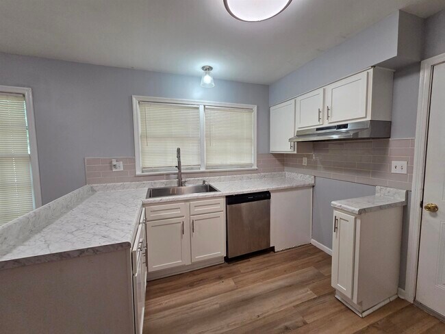 Building Photo - 2993 Laurencekirk Rd