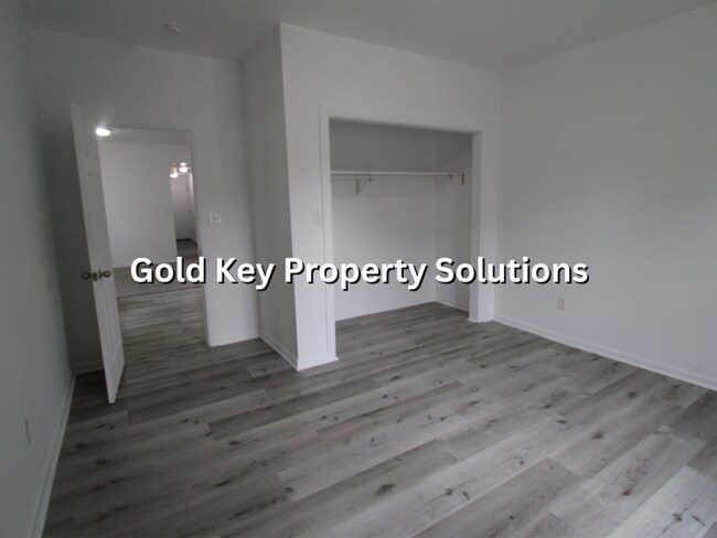 Building Photo - Fully Updated 3 BR 1 BA House with a Great Front Porch (SECTION 8 APPROVED)