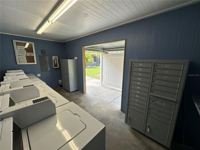 Building Photo - 2950 Clark Rd