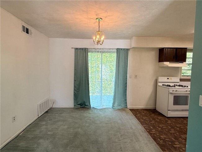 Building Photo - 3237 Abbeywood Dr