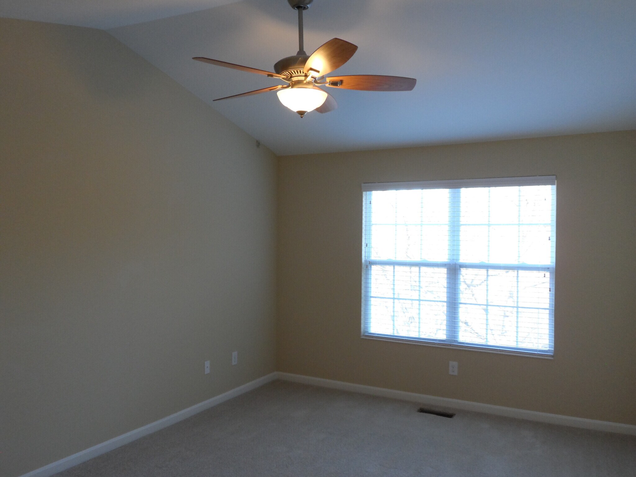 Building Photo - 5308 Reserve Cir