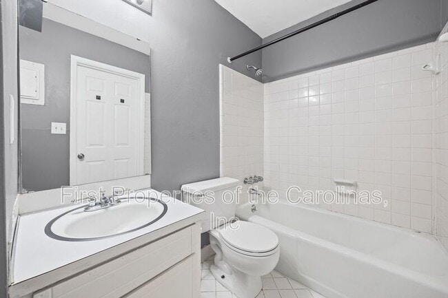 Building Photo - 9119 Spyglass Pl