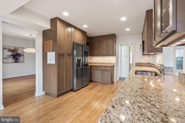 Building Photo - 3116 Wynford Dr