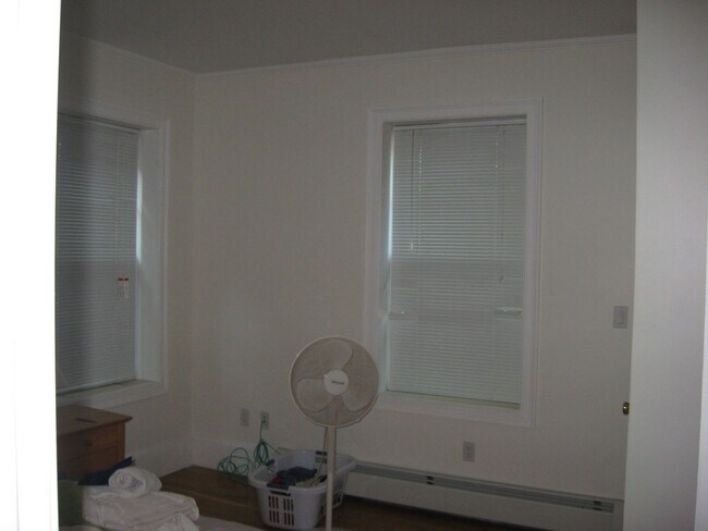 Building Photo - Coolidge Corner Area of Brookline, In-Unit Washer and Dryer, One Parking Space is Included